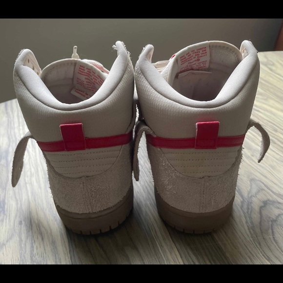 Size 10.5 Nike Sb Dunk High Birch Hyper Red - Picture 4 of 7